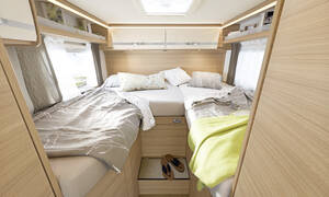 Compact Luxury, McRent Compact Luxury McRent