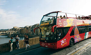Hop-on-Hop-off Bus Tour Hop-on-Hop-off Bus Tour