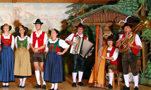 Tiroler avond Familie Gundolf Innsbruck Tiroler avond Familie Gundolf Innsbruck