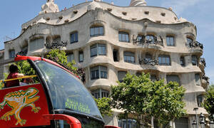 Hop on hop off Barcelona Hop on hop off Barcelona