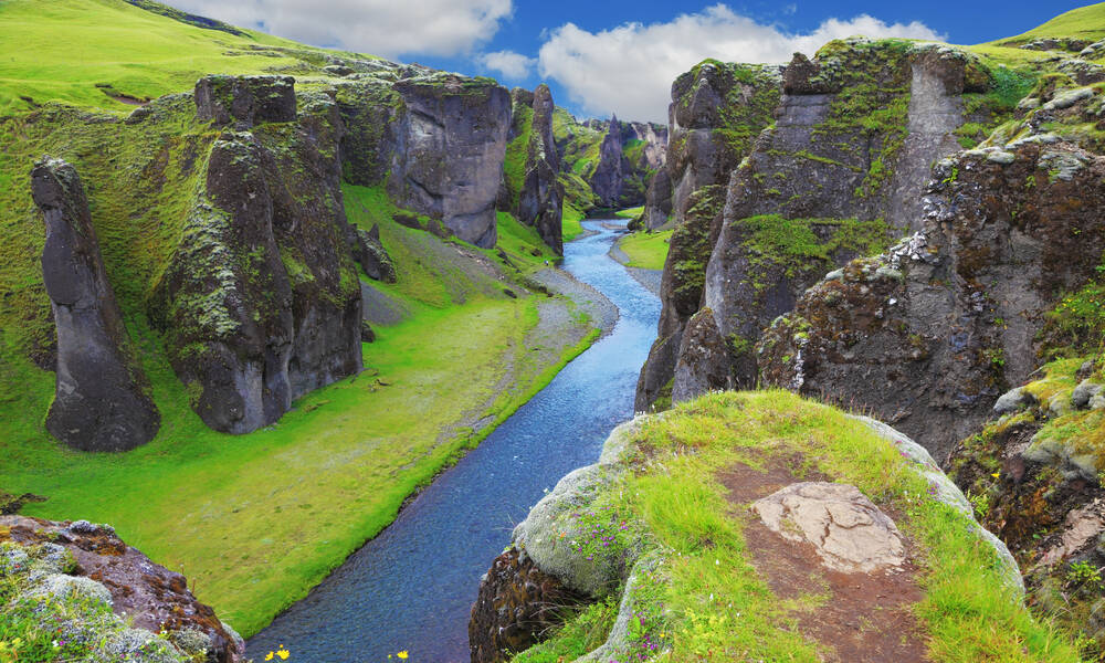 Camperreis door IJsland, Fjadrargljufur Canyon Camperhuur IJsland