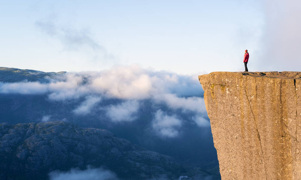 Preikestolen bij Stavanger, Noorwegen Camperhuur Noorwegen